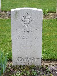 Reichswald Forest War Cemetery - Phillips, Dennis Stuart